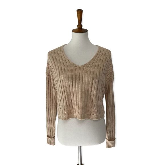 Sky and sparrow beige knit V-neck cropped sweater size small - Picture 1 of 10
